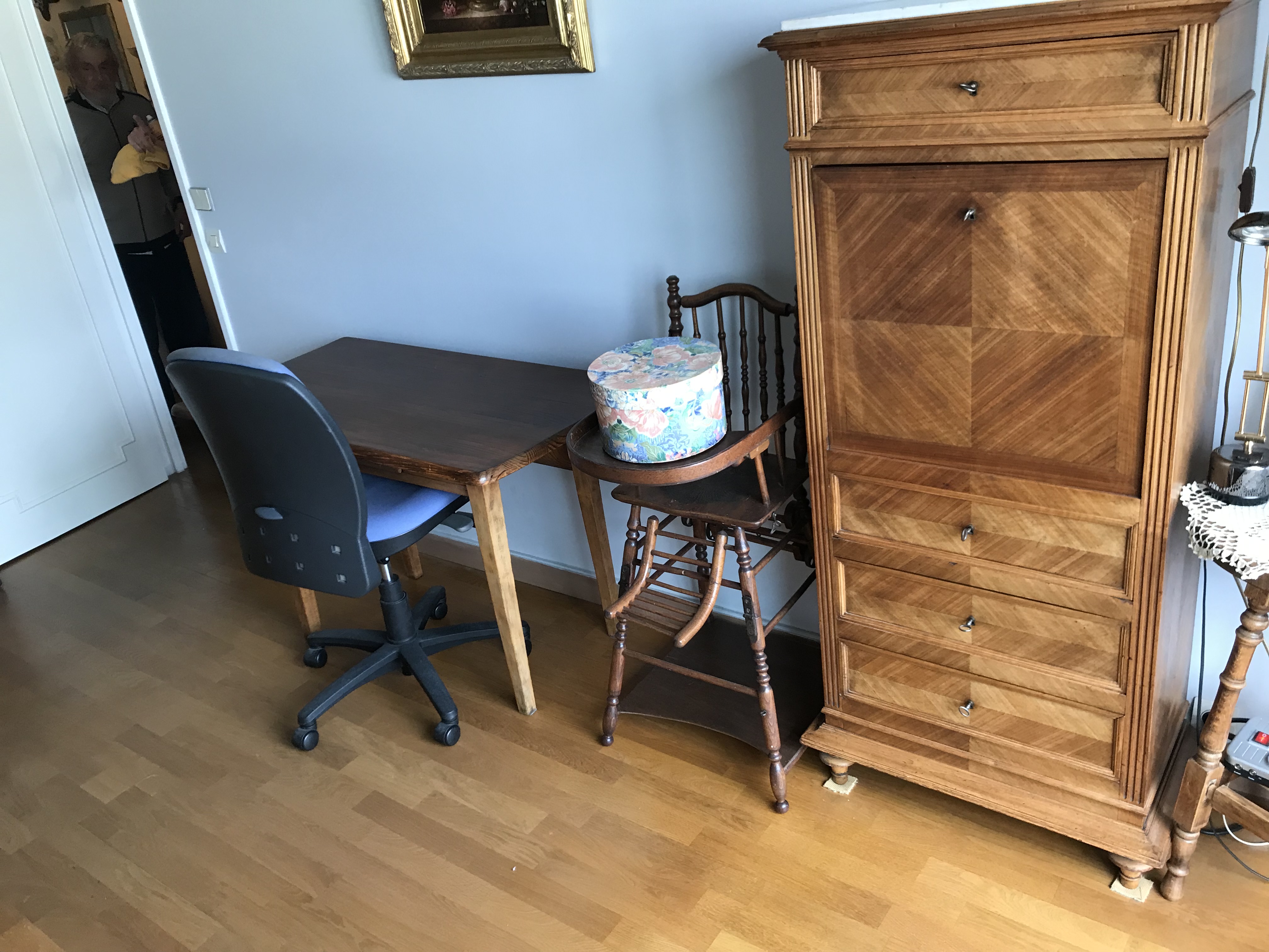 2023-10-31 12.24.20.jpg